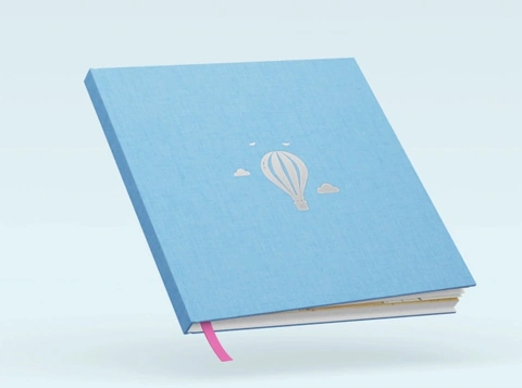 L'album scrapbooking bleu prêt à accueillir vos plus belles idées DIY
