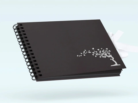 Un album scrapbooking noir qui sublime vos plus beaux moments